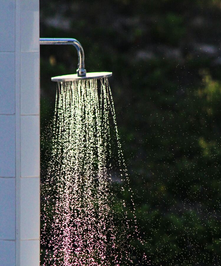 The Benefits of an Outdoor Shower